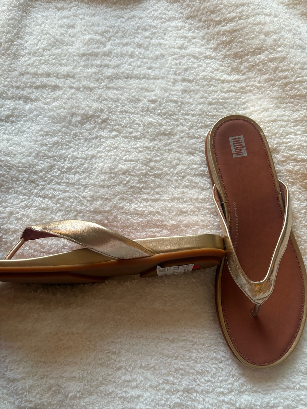 Fitflop Box Label with Platino Gracie Leather Flip-Flops - Picture 5 of 6